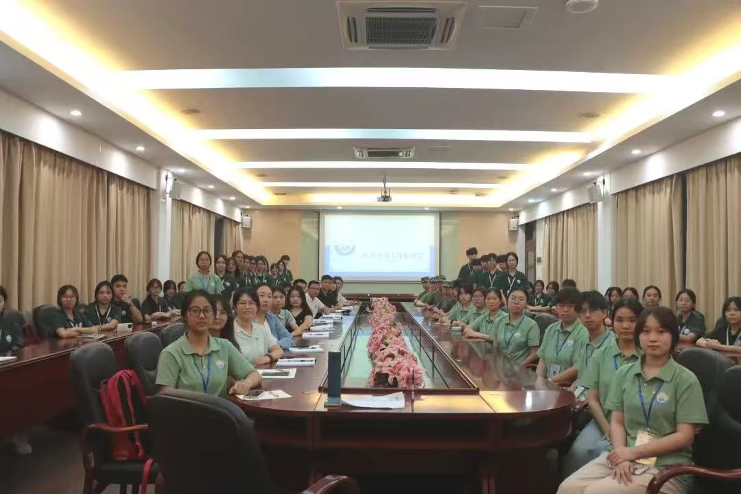 合影留念.jpg