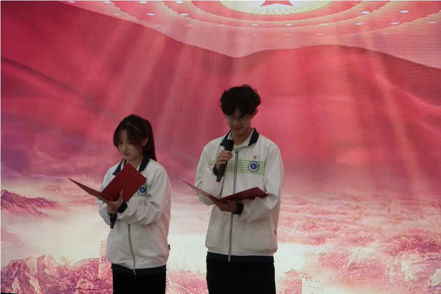 朗诵表演.jpg